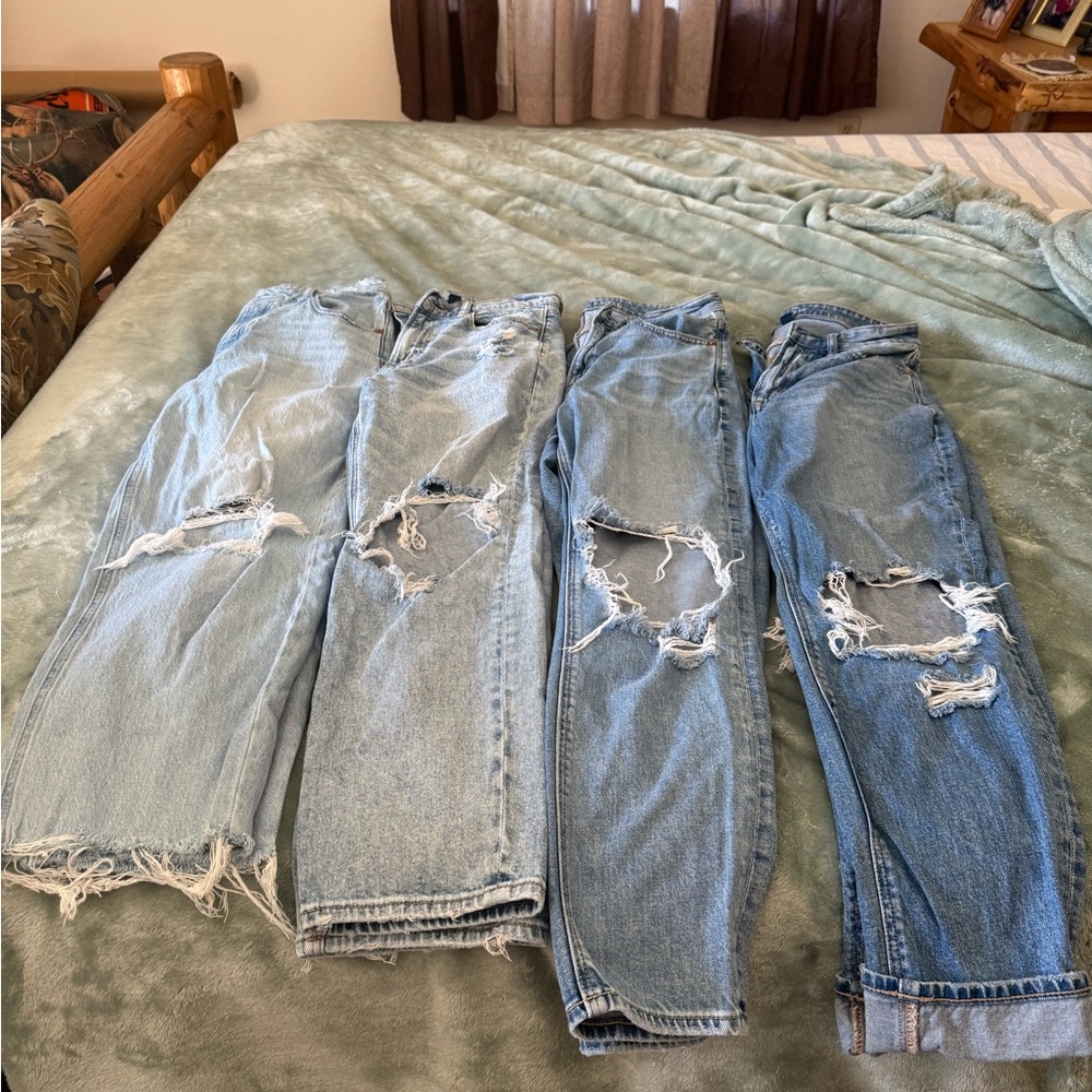 American Eagle by Payless Distressed Blue Jeans
